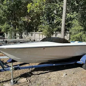 1996 Four Winns Unlimited 171