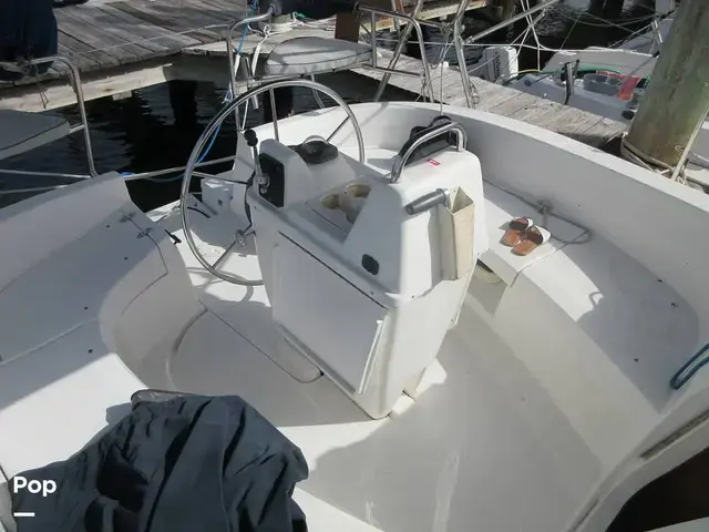 Hunter 320