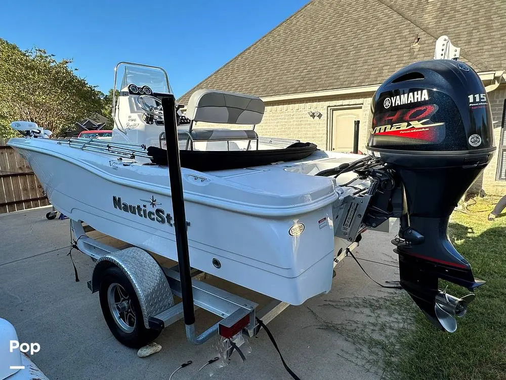 2022 Nauticstar 191 hybrid