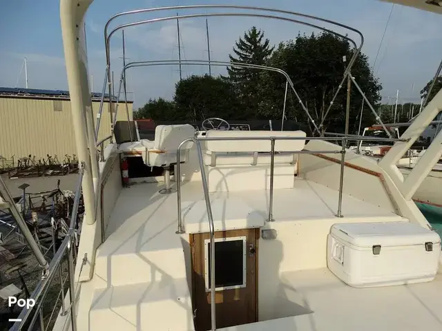 Chris Craft Corinthian 380