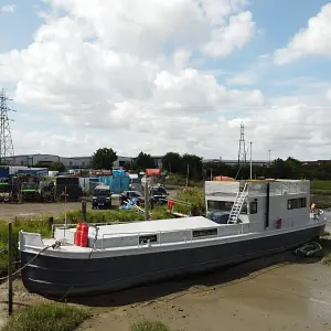 1957 Selby 4 Bedroom House Boat