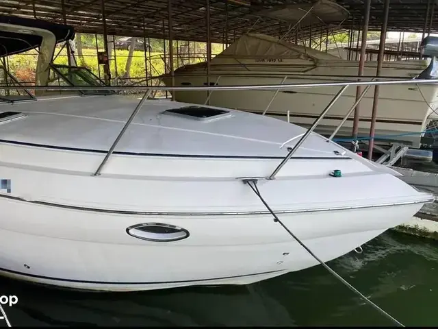 Rinker 320 Fiesta Vee