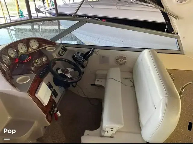 Rinker 320 Fiesta Vee