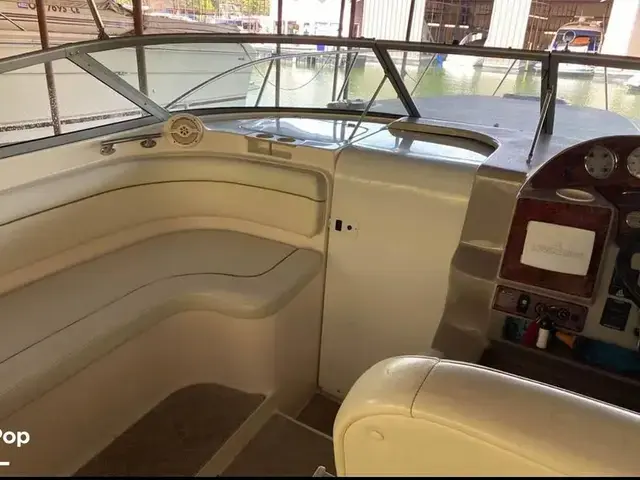 Rinker 320 Fiesta Vee