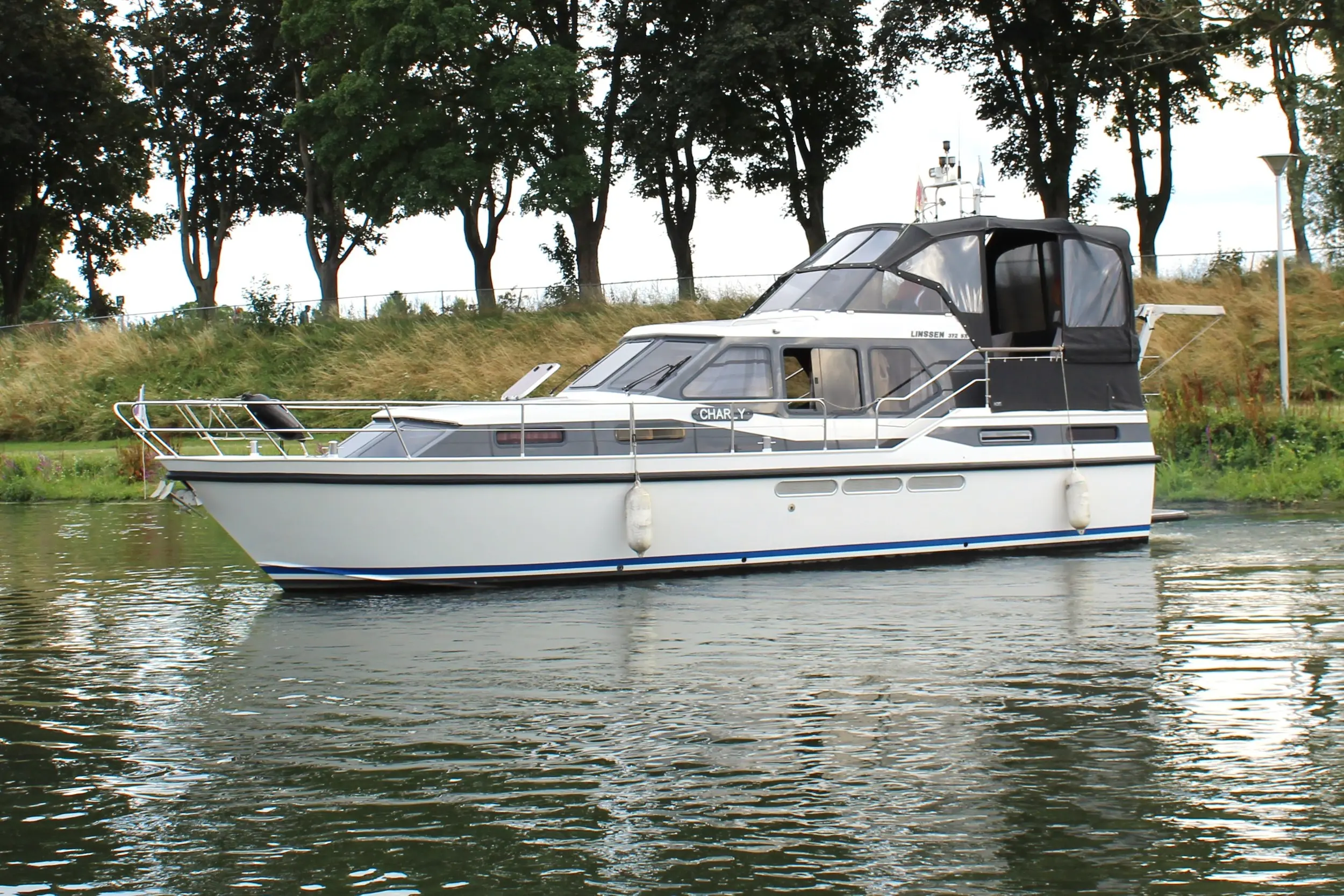 1991 Boatyard 372 sx