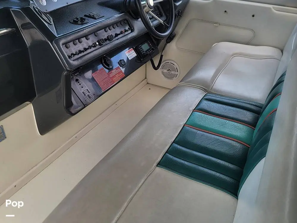 1993 Sea Ray sundancer 300