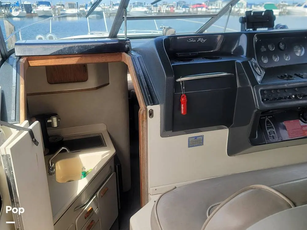 1993 Sea Ray sundancer 300