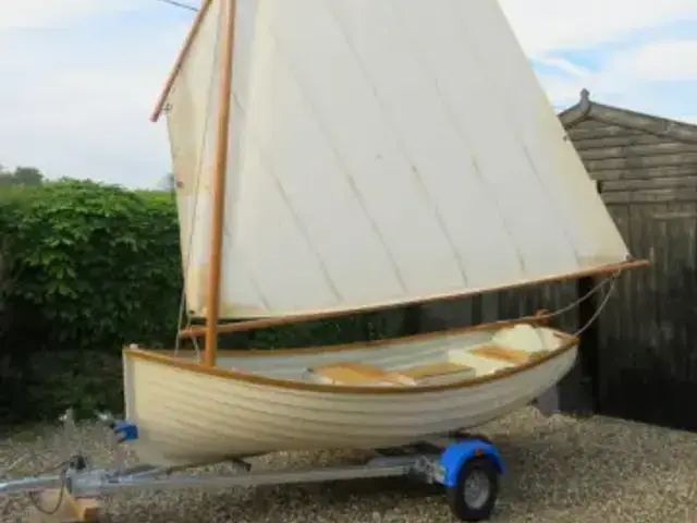 Brian Kennell NEW 12ft Smacks Boat Sailing Dinghy