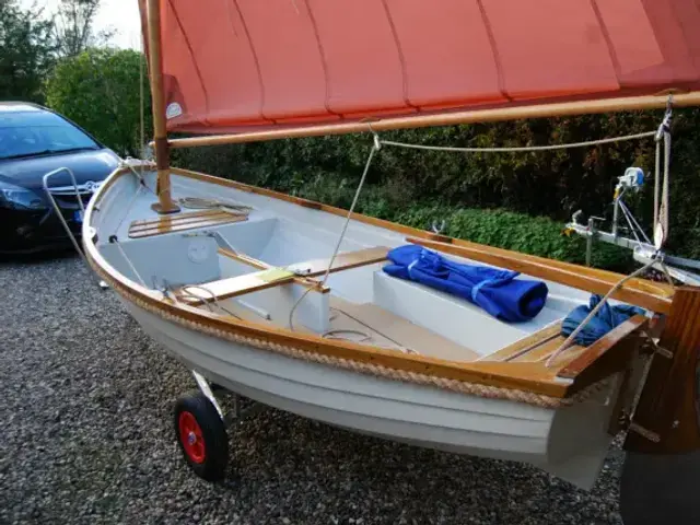 Brian Kennell NEW 12ft Smacks Boat Sailing Dinghy