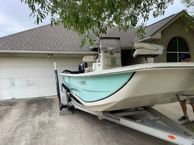 CAROLINA SKIFF LLC 198 DLX Tunnel