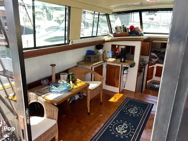 Mainship 34 Trawler