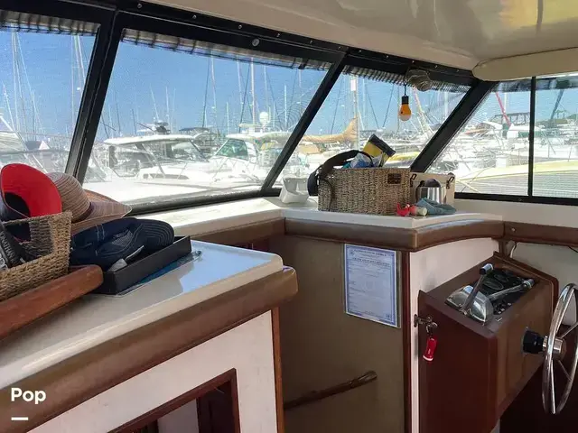 Mainship 34 Trawler