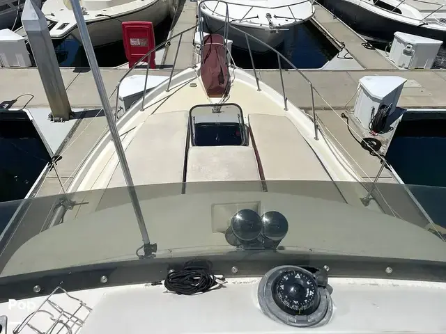 Mainship 34 Trawler