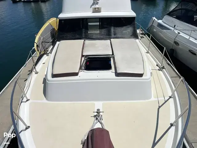 Mainship 34 Trawler