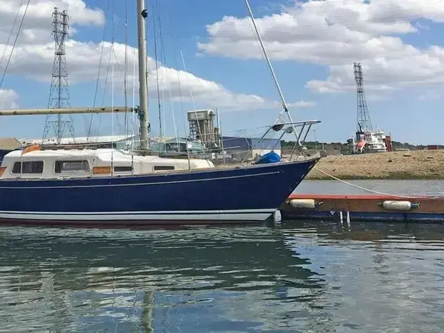 Custom Boats Great Dane 28