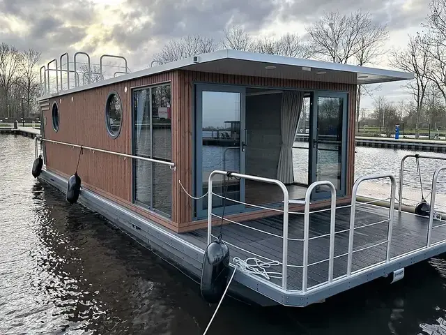 Nordic Season Met Ligplaats NS 40 Eco 36m2 Houseboat