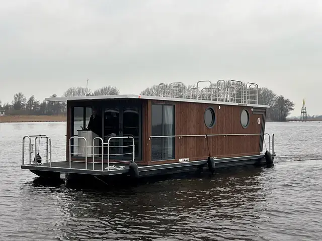 Nordic Season Met Ligplaats NS 40 Eco 36m2 Houseboat