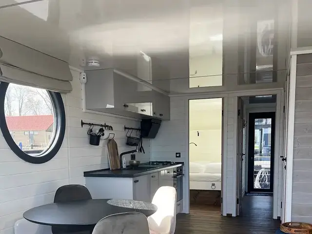 Nordic Season Met Ligplaats NS 40 Eco 36m2 Houseboat