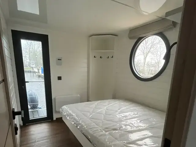 Nordic Season Met Ligplaats NS 40 Eco 36m2 Houseboat