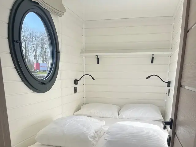 Nordic Season Met Ligplaats NS 40 Eco 36m2 Houseboat