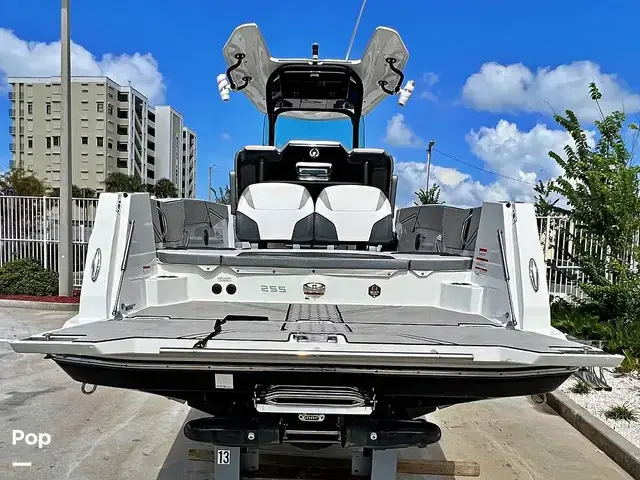 Scarab 255 Open