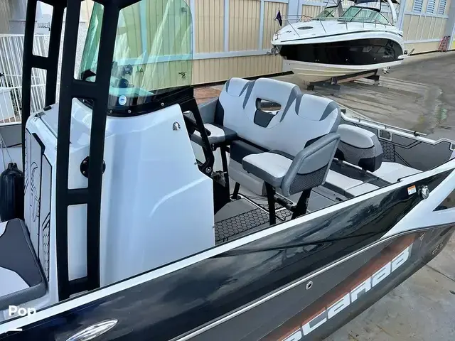 Scarab 255 Open