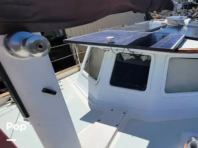 Island Trader Motorsailer 40