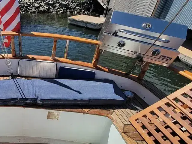 Island Trader Motorsailer 40