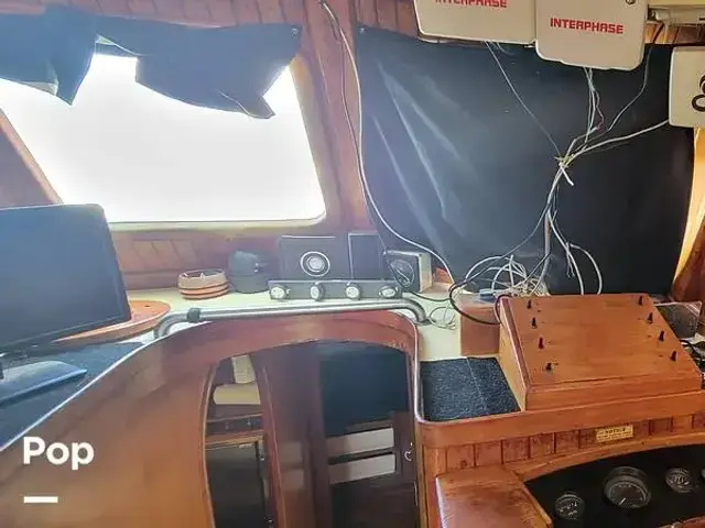 Island Trader Motorsailer 40