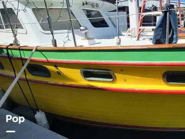 Island Trader Motorsailer 40