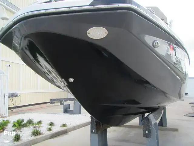 Scarab 255 Open