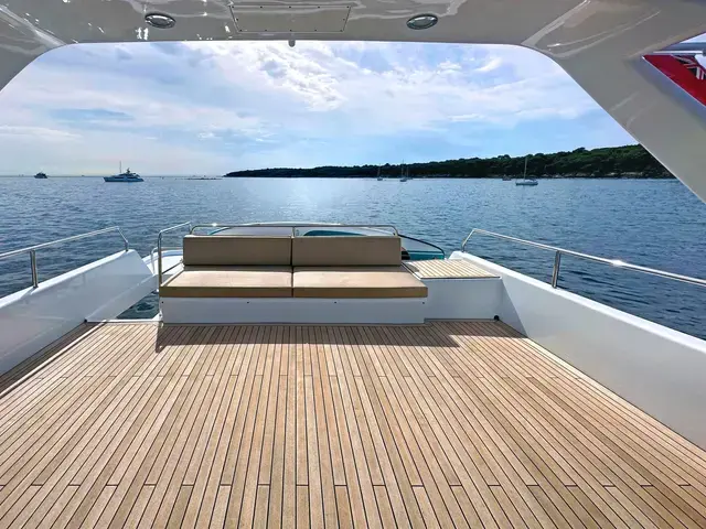 Heesen flybridge