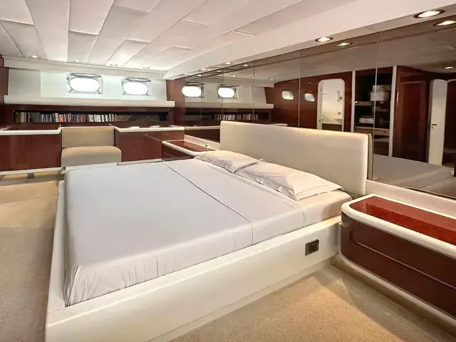 Heesen flybridge