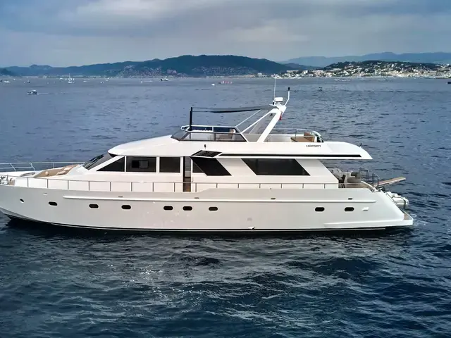 Heesen flybridge