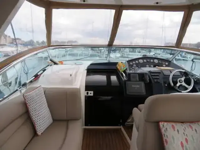 Sealine S 38