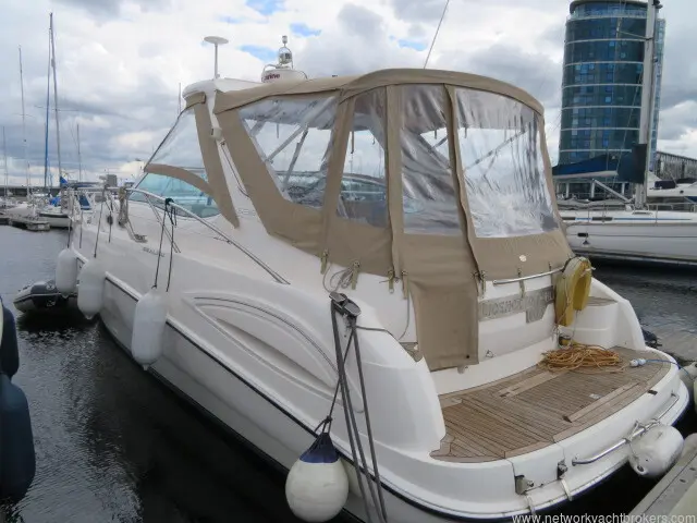 2006 Sealine s38