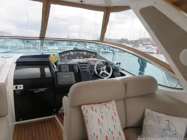 Sealine S 38