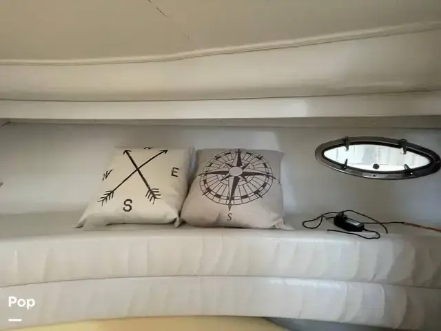 Carver 300 Aft Cabin