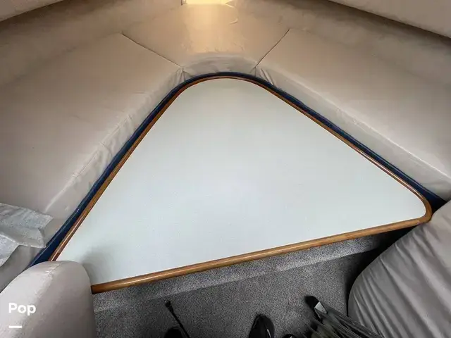 Carver 300 Aft Cabin