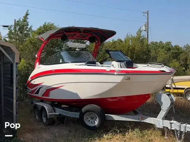 Yamaha 242 Xe