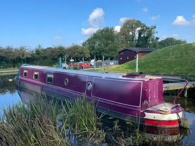 Narrowboat 57ft Trad Stern