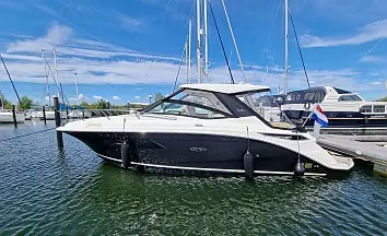 2022 Sea Ray 320 sundancer