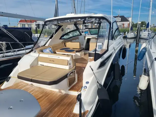 Sea Ray 320 Sundancer