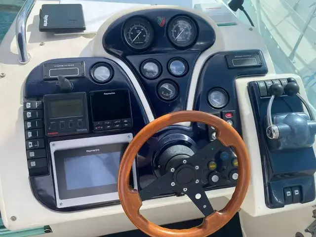 Fairline 34