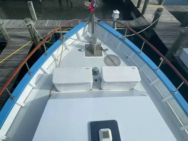 Custom Trawler Biloxi Lugger