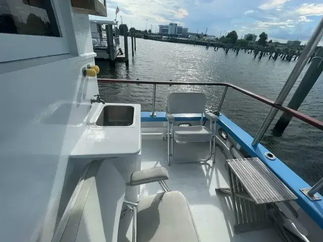 Custom Trawler Biloxi Lugger