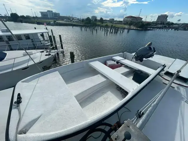 Custom Trawler Biloxi Lugger