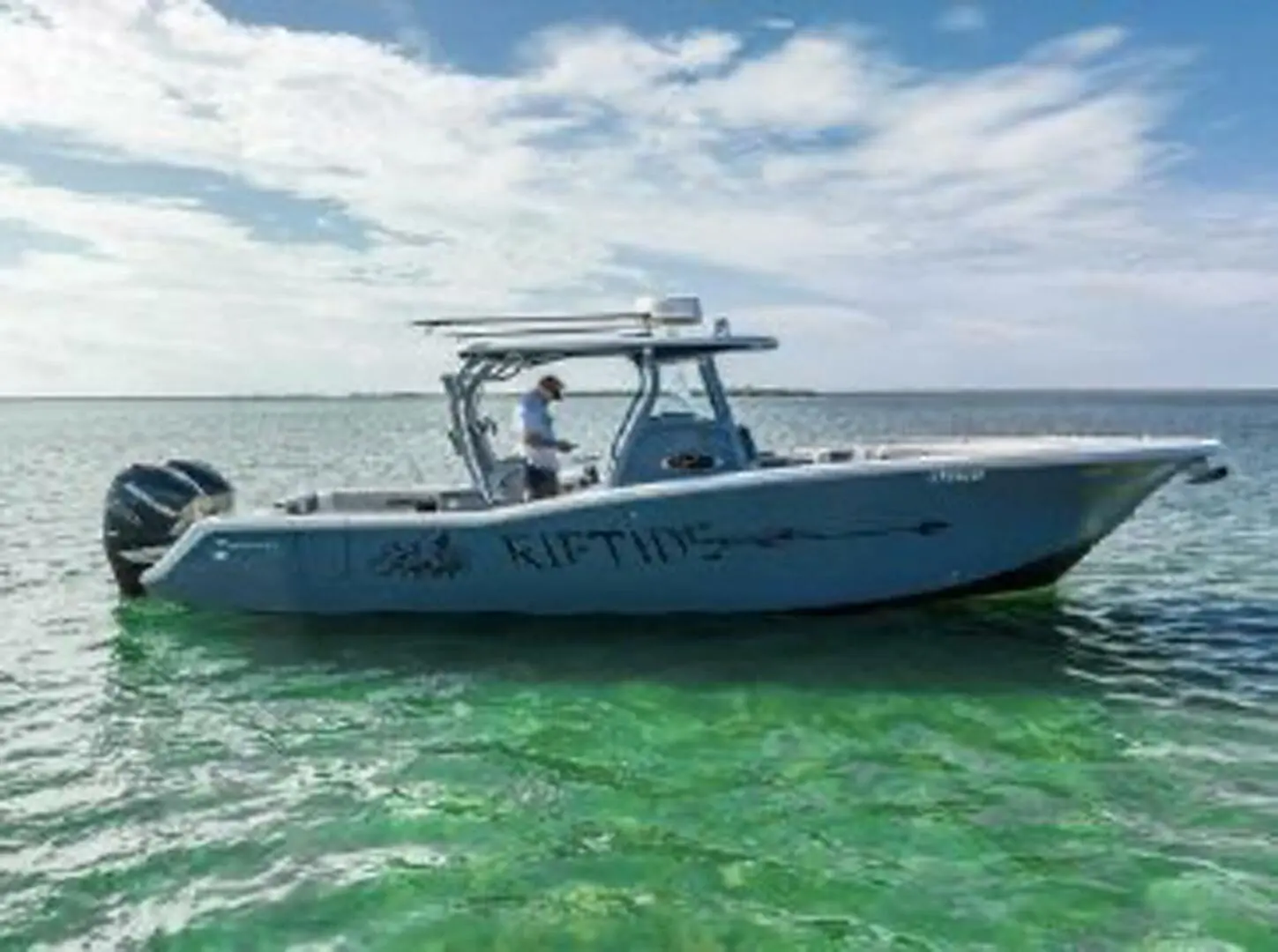 2020 Tidewater Boats 320 cc adventure