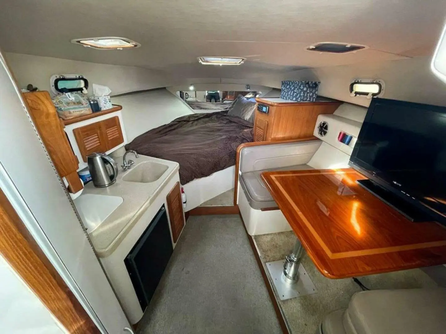 1998 Pursuit 3000 express