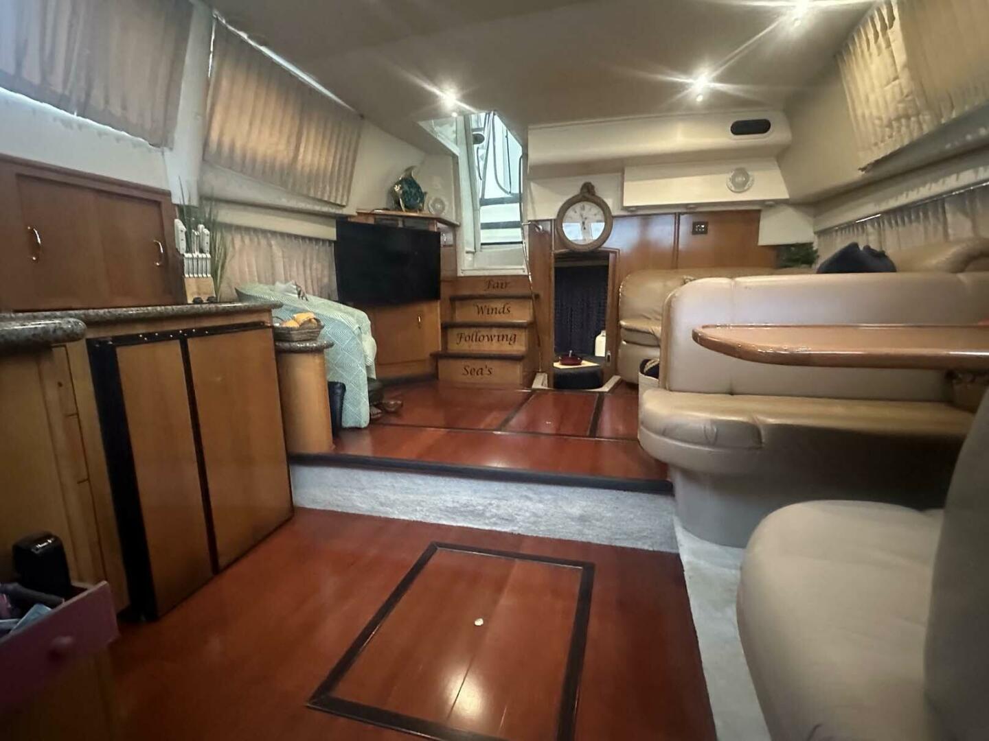 2005 Carver cockpit motor yacht